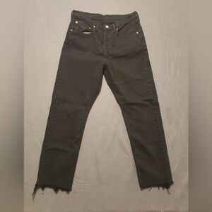 Levis size 30x28 Black